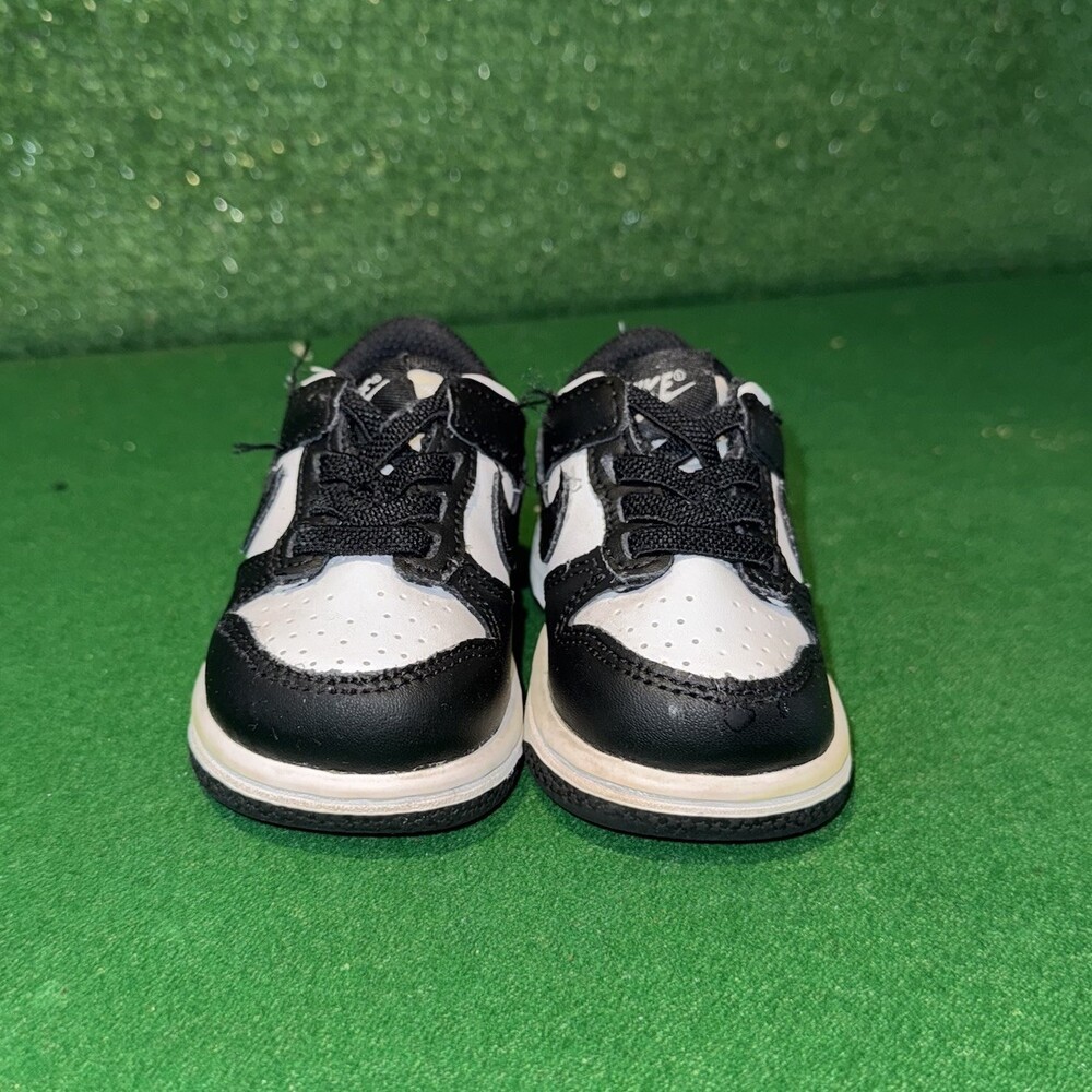 Nike Shoes Toddler Baby 4C Black White Dunk Low Panda Sneakers CW1589-100 - Picture 2 of 6
